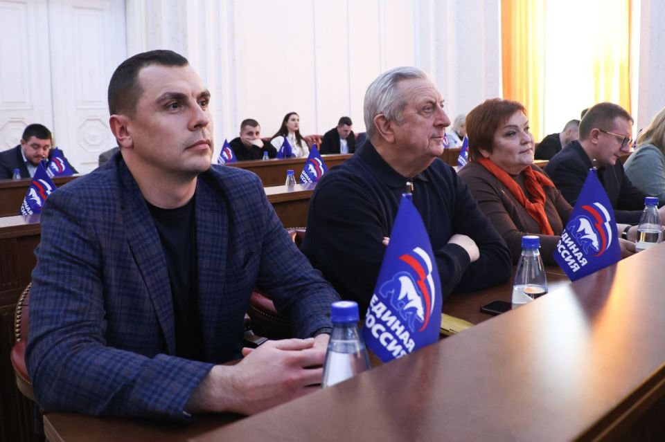 Уполномоченный по правам ребёнка в Донецкой Народной Республике представила ежегодный отчёт о работе в Народном Совете ДНР Уполномоченный по правам ребёнка в Донецкой Народной Республике представила ежегодный отчёт о работе в Народном Совете ДНР