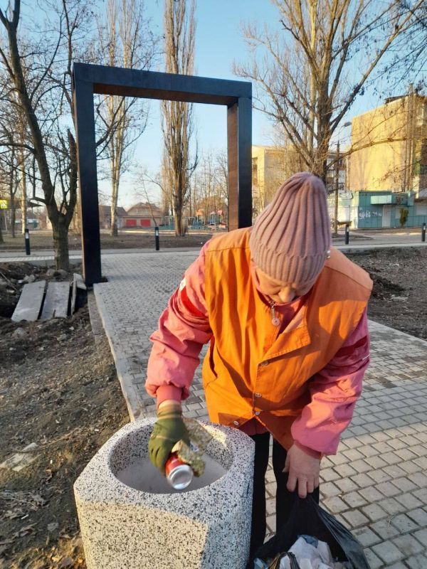 Александр Пеняев: За 14.03.2026 работниками МУП АГЯ "ЖЭК" выполнена уборка территорий в г. Ясиноватая Александр Пеняев: За 14.03.2026 работниками МУП АГЯ "ЖЭК" выполнена уборка территорий в г. Ясиноватая