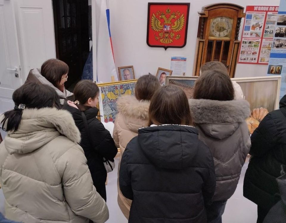 Волновахский окружной историко-краеведческий музей получил выставку «Здесь чудеса» из Нового Уренгоя Волновахский окружной историко-краеведческий музей получил выставку «Здесь чудеса» из Нового Уренгоя