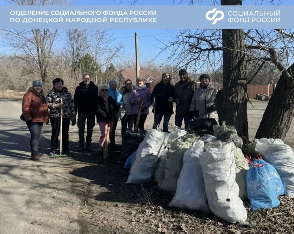 Первый весенний общегородской субботник! Первый весенний общегородской субботник!