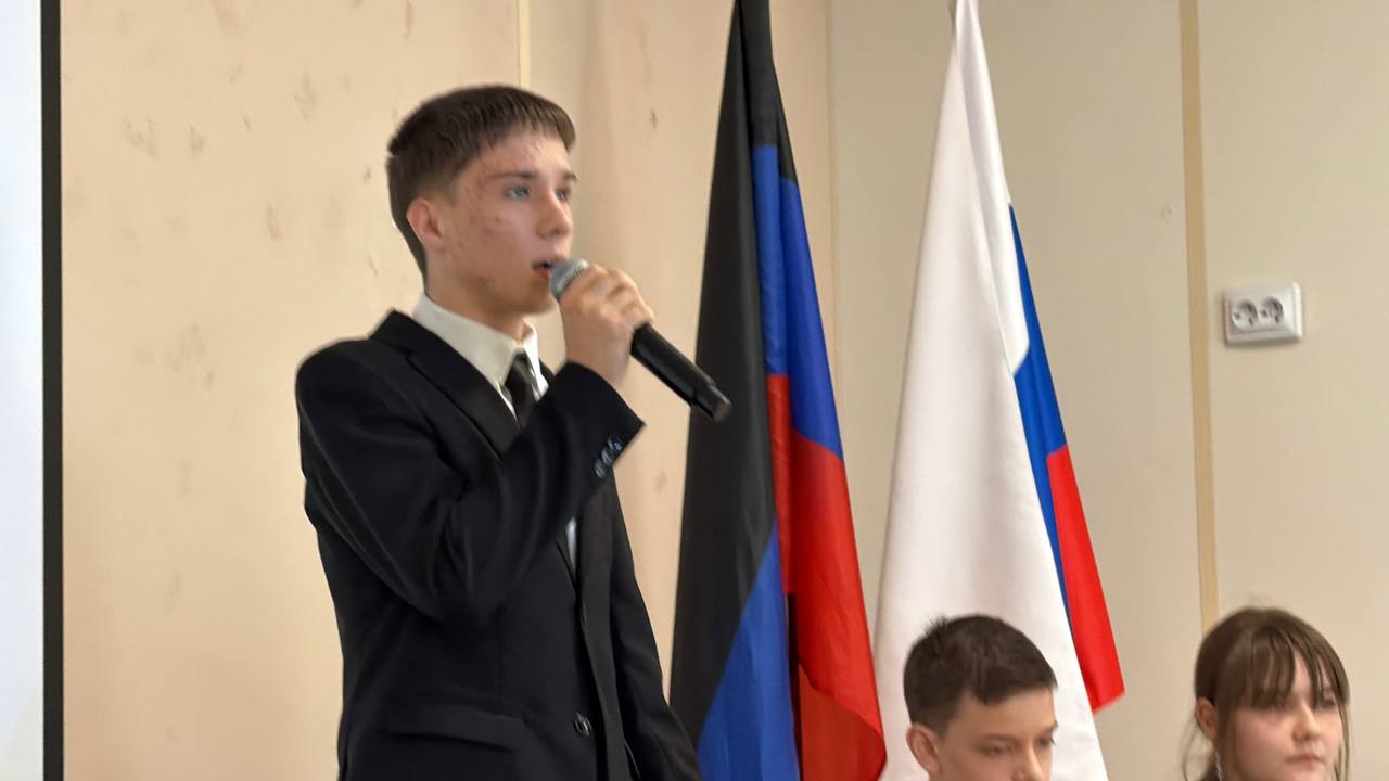 Наталья Великодная: Слово — сила: в Тельмановской гимназии выбрали лучших ораторов района Наталья Великодная: Слово — сила: в Тельмановской гимназии выбрали лучших ораторов района