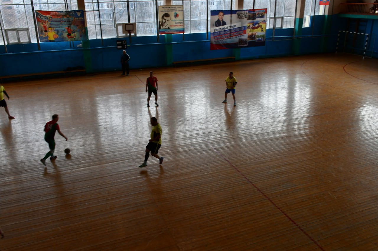 Дебальцево и Брянка: Дружба, Спорт и Взаимопомощь Дебальцево и Брянка: Дружба, Спорт и Взаимопомощь