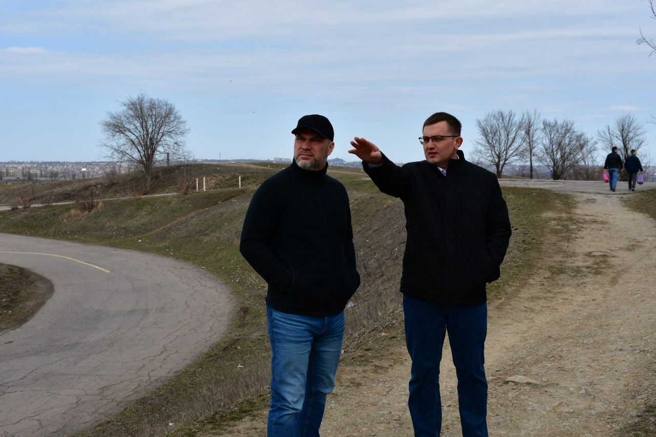 Сергей Желновач: Дебальцево и Брянка: Дружба, Спорт и Взаимопомощь Сергей Желновач: Дебальцево и Брянка: Дружба, Спорт и Взаимопомощь