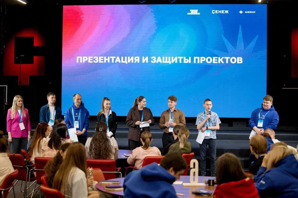 «Маяки»: авторы изменений из Донбасса и Новороссии собрались в «Сенеже» «Маяки»: авторы изменений из Донбасса и Новороссии собрались в «Сенеже»