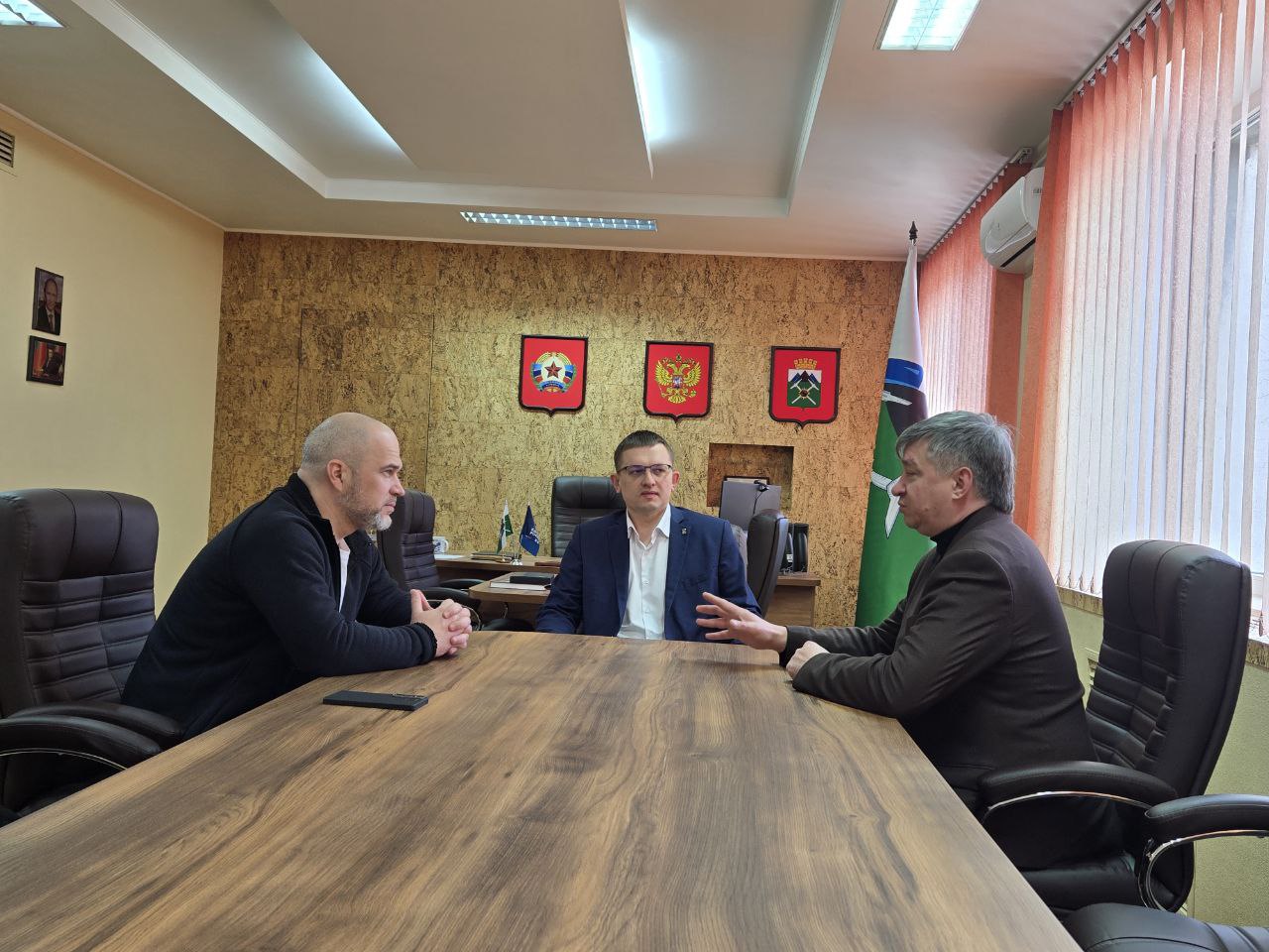 Дебальцево и Брянка: Дружба, Спорт и Взаимопомощь Дебальцево и Брянка: Дружба, Спорт и Взаимопомощь