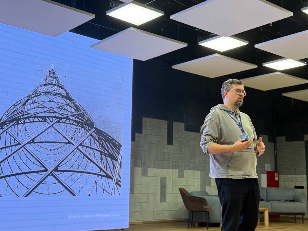 Единство и развитие: делегация Харцызска приняла участие в большой встрече «ЮНАРМИИ» ДНР Единство и развитие: делегация Харцызска приняла участие в большой встрече «ЮНАРМИИ» ДНР