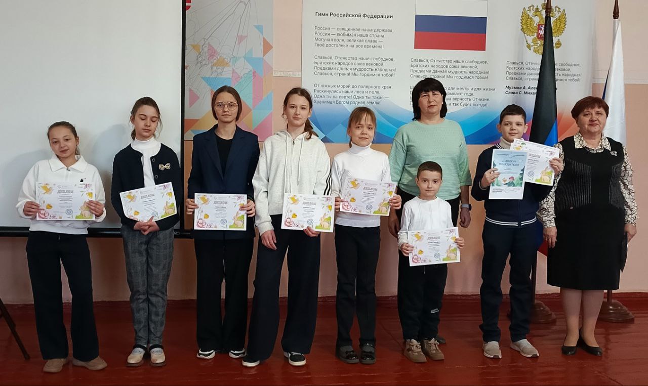 В ГБОУ «Мироновская школа №10» прошла традиционная линейка В ГБОУ «Мироновская школа №10» прошла традиционная линейка