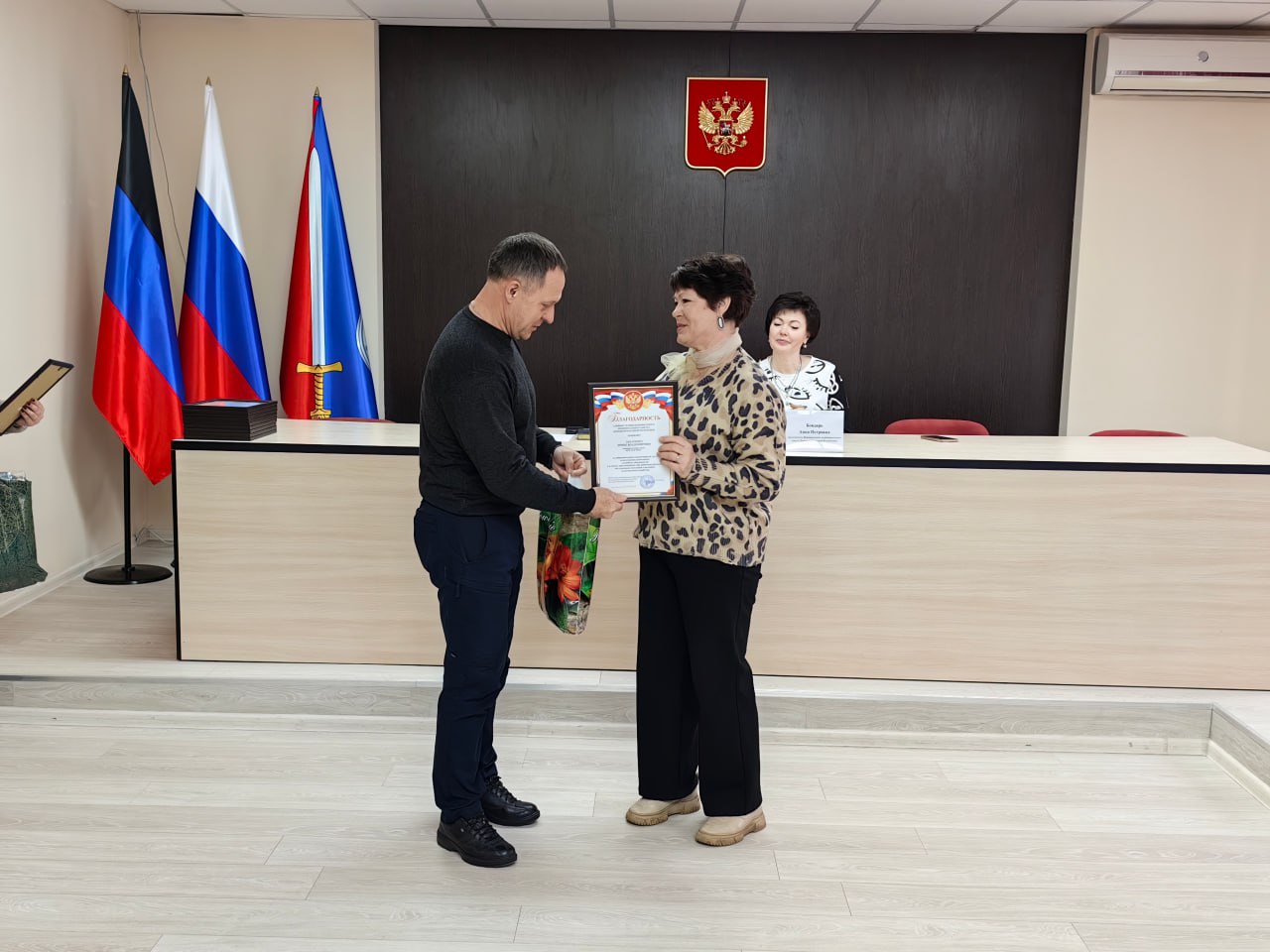 Александр Пеняев: Поздравил с профессиональным праздником работников жилищно-коммунального хозяйства округа Александр Пеняев: Поздравил с профессиональным праздником работников жилищно-коммунального хозяйства округа