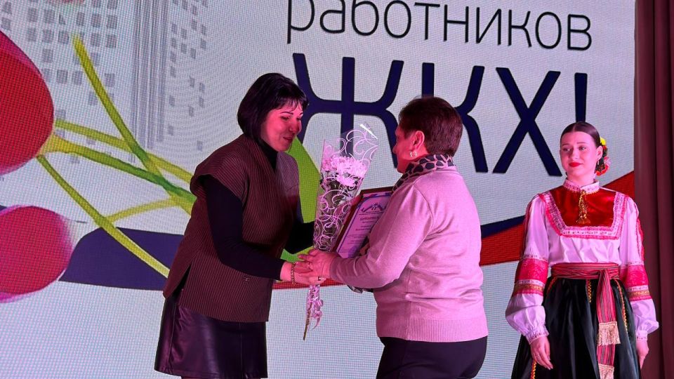 Наталья Великодная: 16 марта в Тельмановском районном Доме культуры в рамках регионального партийного проекта Единой России "Донбасс - наш дом" состоялось праздничное мероприятие, посвящённое Дню работников... Наталья Великодная: 16 марта в Тельмановском районном Доме культуры в рамках регионального партийного проекта Единой России "Донбасс - наш дом" состоялось праздничное мероприятие, посвящённое Дню работников...