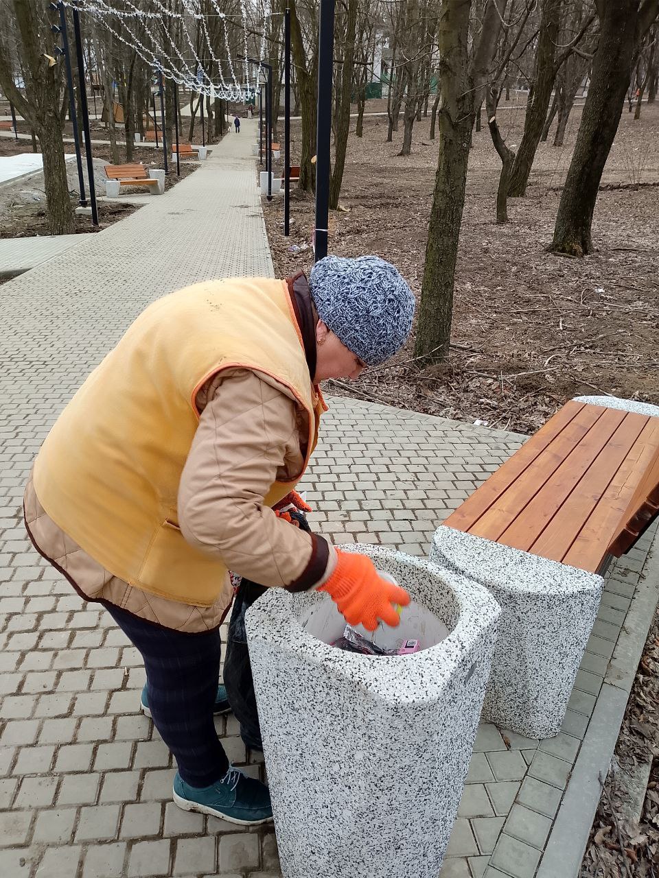 Александр Пеняев: За 16.03.2026 работниками МУП АГЯ "ЖЭК" выполнена уборка территорий в г. Ясиноватая Александр Пеняев: За 16.03.2026 работниками МУП АГЯ "ЖЭК" выполнена уборка территорий в г. Ясиноватая