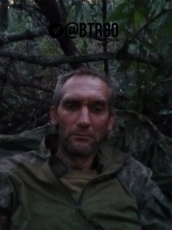 "Работайте, братья!" делятся любимой рубрикой: "Попрыгал - отдохни!" "Работайте, братья!" делятся любимой рубрикой: "Попрыгал - отдохни!"