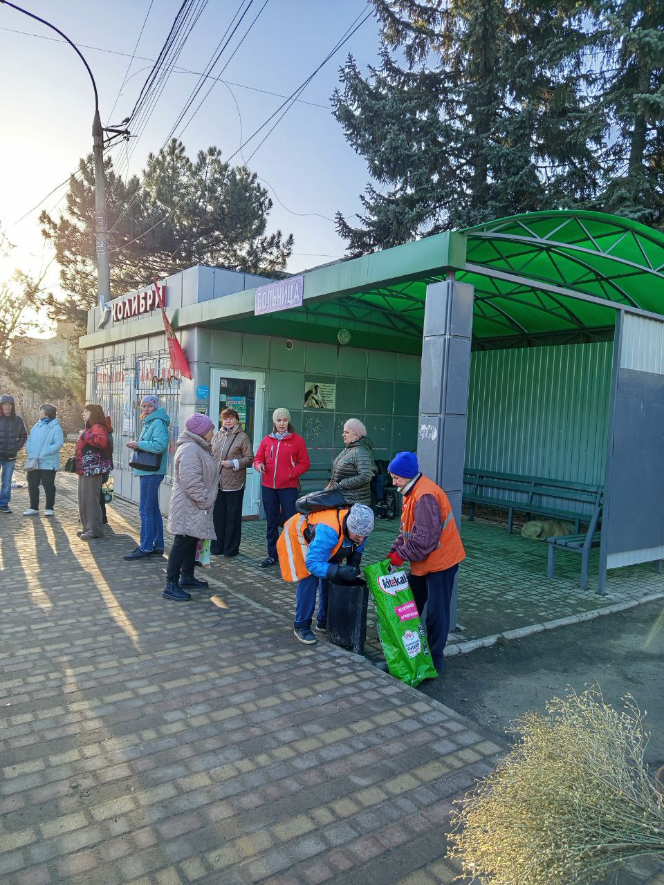 Александр Пеняев: За 16.03.2026 работниками МУП АГЯ "ЖЭК" выполнена уборка территорий в г. Ясиноватая Александр Пеняев: За 16.03.2026 работниками МУП АГЯ "ЖЭК" выполнена уборка территорий в г. Ясиноватая