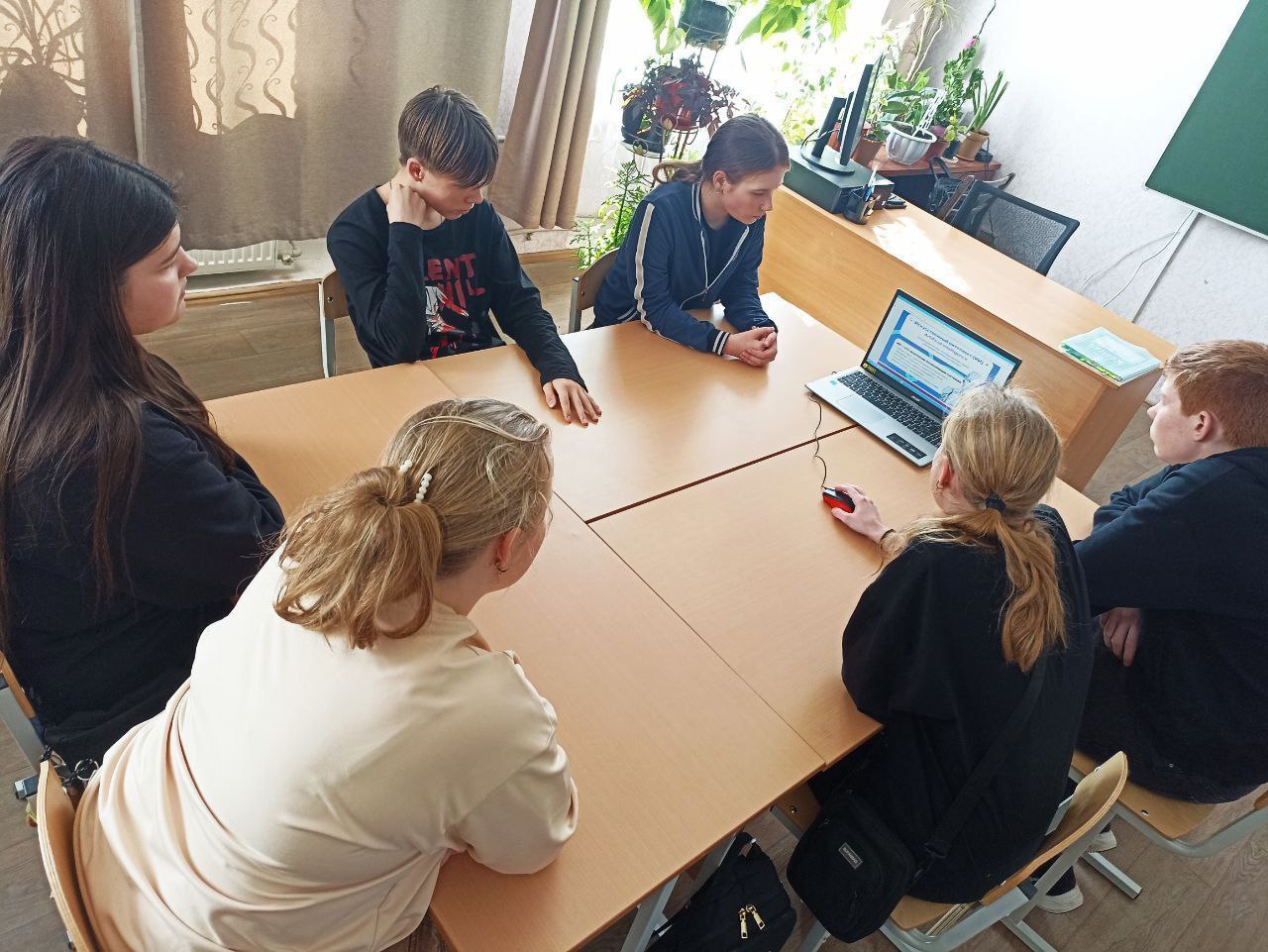 Классные часы «Тёмная . сторона ИИ» Классные часы «Тёмная . сторона ИИ»