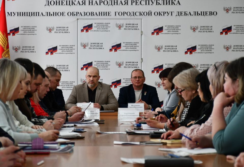 Сергей Желновач: Провел аппаратное совещание Сергей Желновач: Провел аппаратное совещание