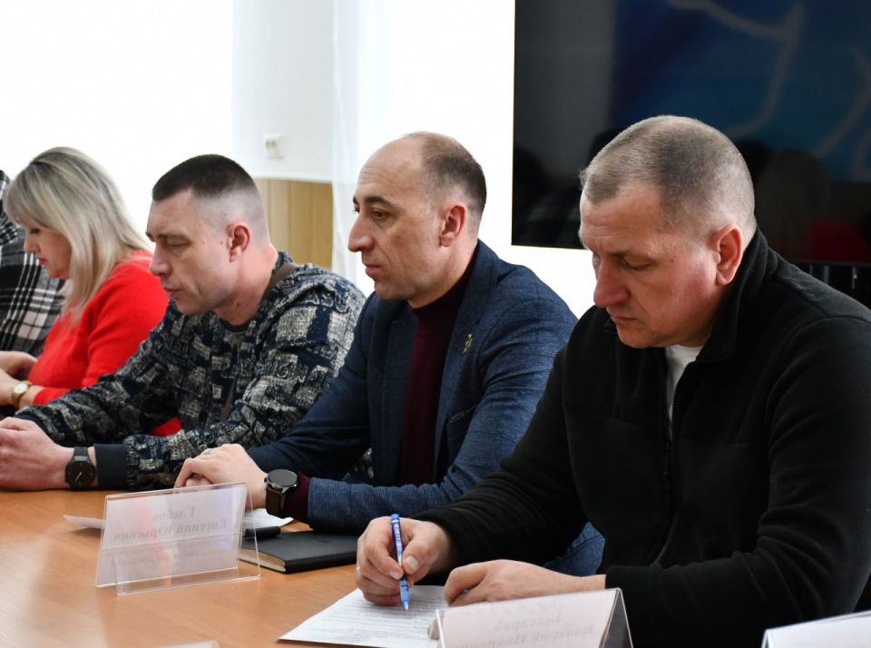 Сергей Желновач: Провел аппаратное совещание Сергей Желновач: Провел аппаратное совещание