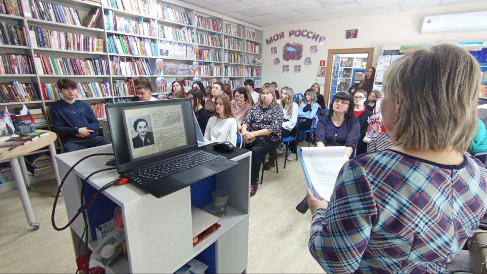 «Женское лицо Победы»: В Мангушском округе почтили память легендарной летчицы Валентины Гризодубовой «Женское лицо Победы»: В Мангушском округе почтили память легендарной летчицы Валентины Гризодубовой