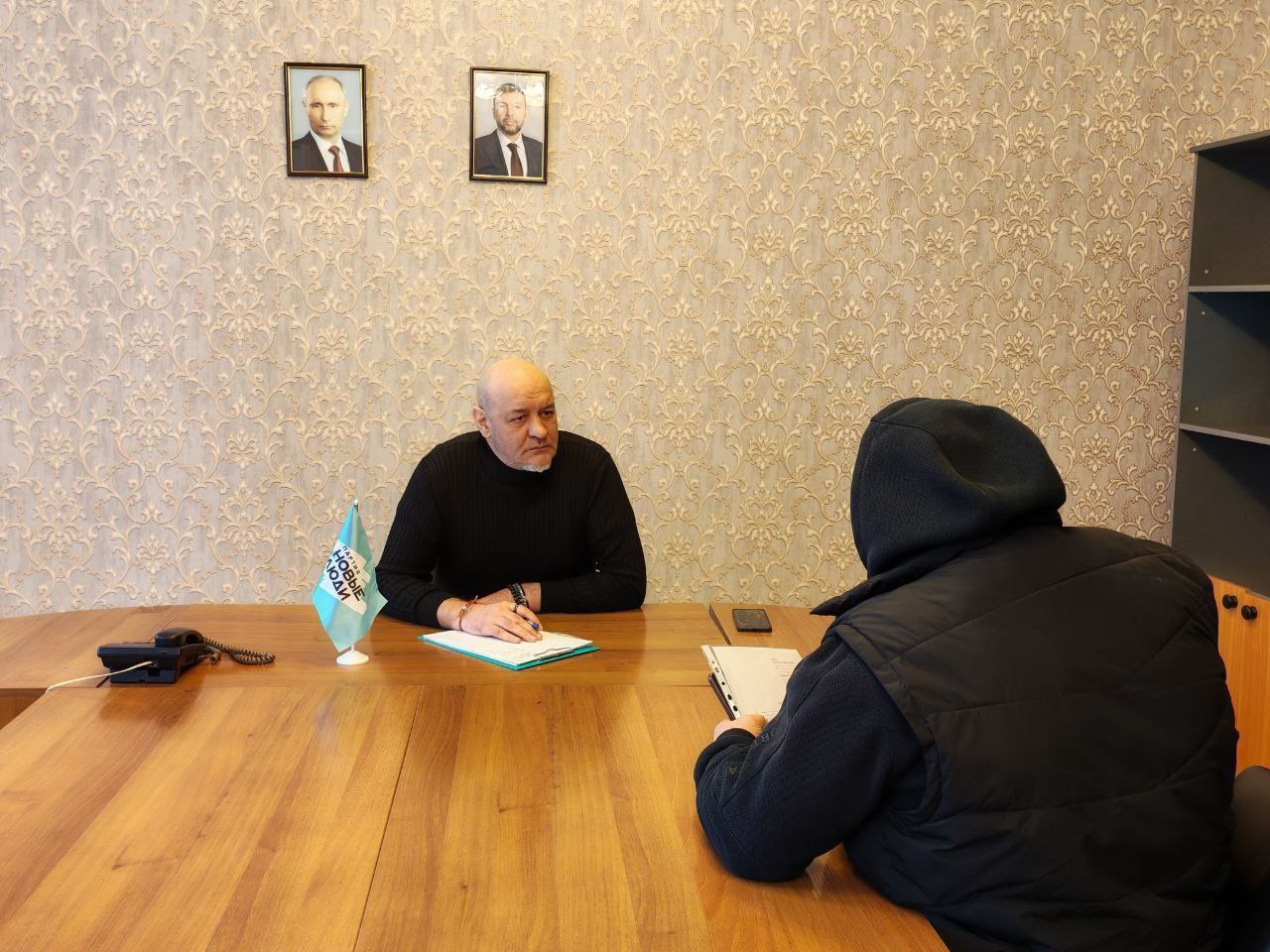 В Торезе обожают бокс. Депутат Торезского городского совета Руслан Чередников провел прием граждан в Торезе