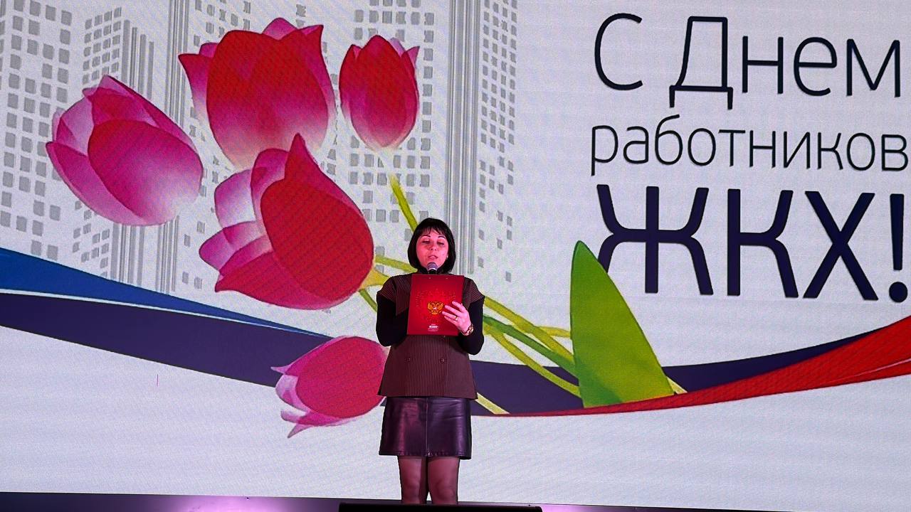 Наталья Великодная: 16 марта в Тельмановском районном Доме культуры в рамках регионального партийного проекта Единой России "Донбасс - наш дом" состоялось праздничное мероприятие, посвящённое Дню работников...