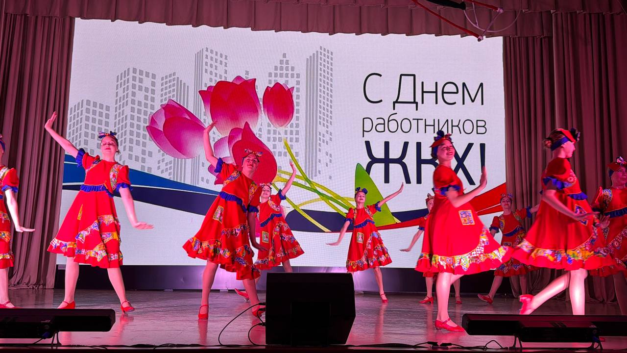 Наталья Великодная: 16 марта в Тельмановском районном Доме культуры в рамках регионального партийного проекта Единой России "Донбасс - наш дом" состоялось праздничное мероприятие, посвящённое Дню работников... Наталья Великодная: 16 марта в Тельмановском районном Доме культуры в рамках регионального партийного проекта Единой России "Донбасс - наш дом" состоялось праздничное мероприятие, посвящённое Дню работников...