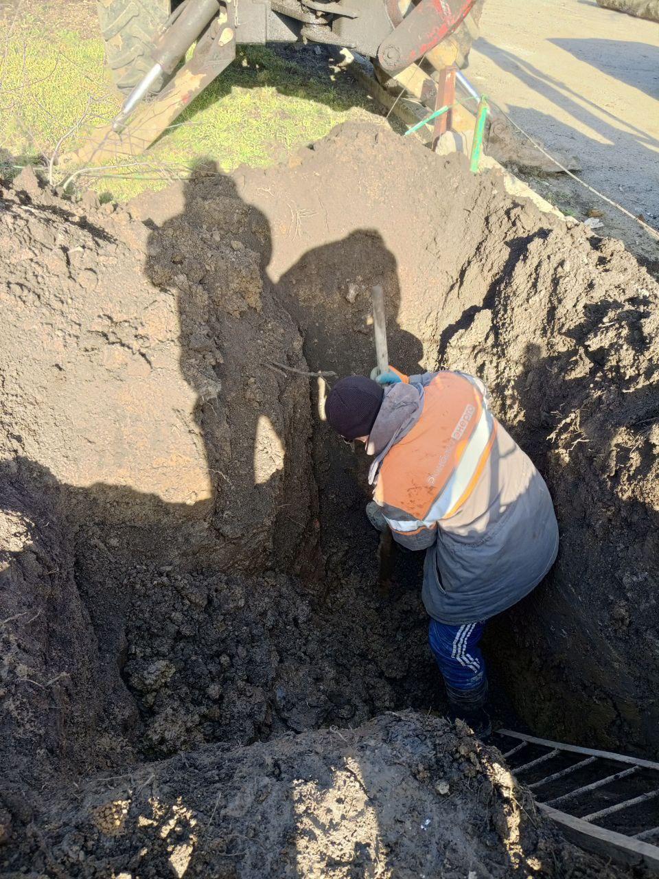 Республика Бурятия продолжает аварийно-восстановительные работы в Старобешево Республика Бурятия продолжает аварийно-восстановительные работы в Старобешево