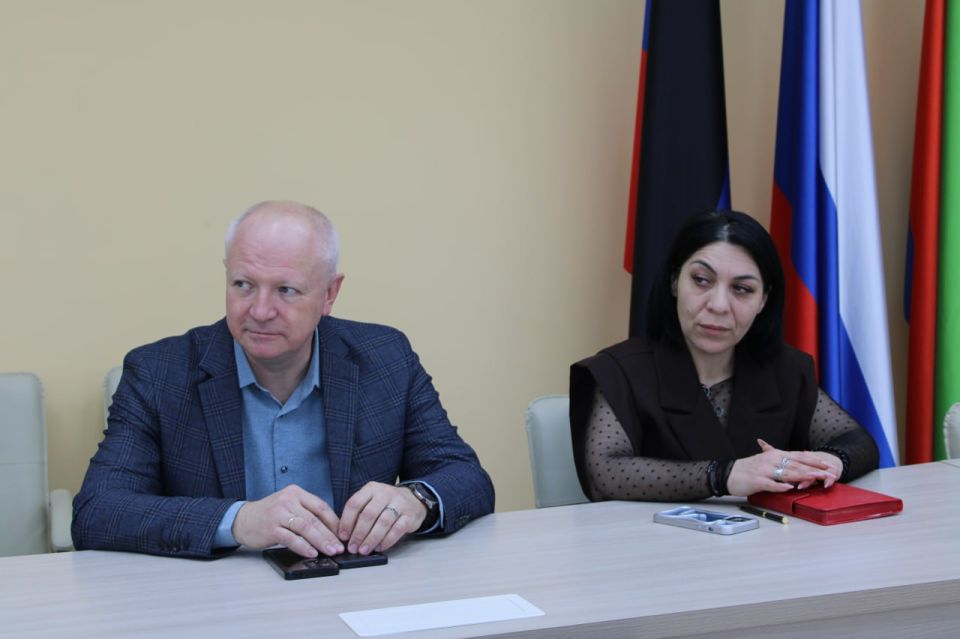 В Горловке продолжает свою работу Штаб по вопросам здравоохранения В Горловке продолжает свою работу Штаб по вопросам здравоохранения