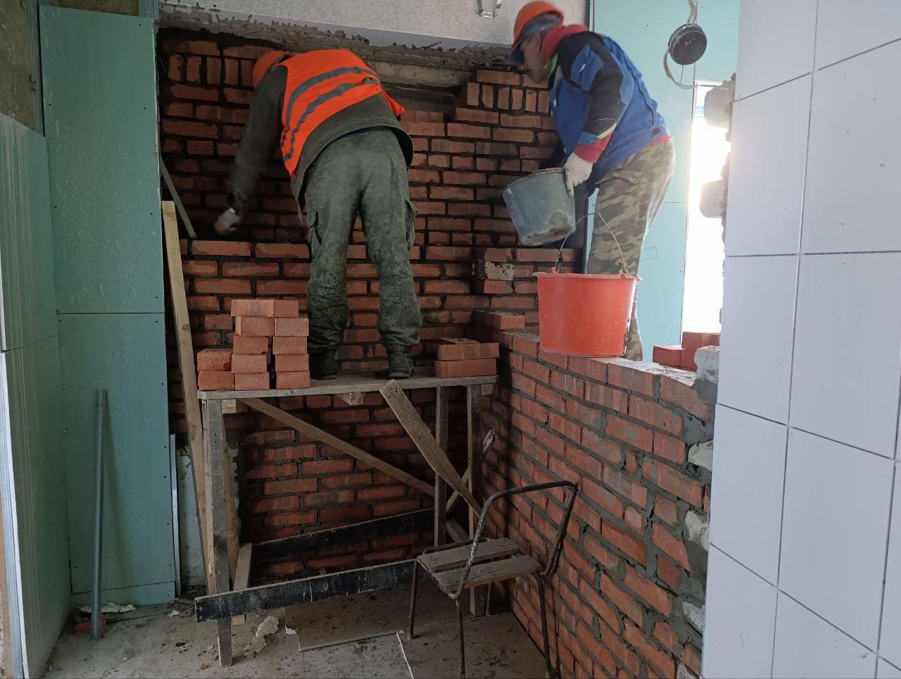 Наталья Великодная: Подмосковные строители продолжают капитальный ремонт в Центральной районной больнице в пгт Тельманово Наталья Великодная: Подмосковные строители продолжают капитальный ремонт в Центральной районной больнице в пгт Тельманово