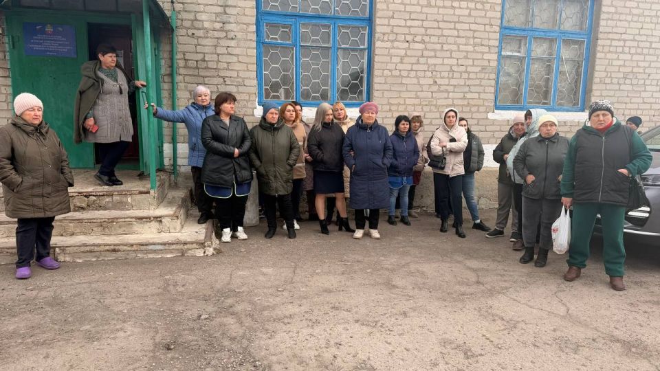Дмитрий Блинов: Встреча с жителями села Петровское – один из наиболее эффективных способов решения вопросов Дмитрий Блинов: Встреча с жителями села Петровское – один из наиболее эффективных способов решения вопросов