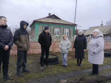 Председатель Общественного совета Шахтерского округа встретилась с жителями улицы Черниговская