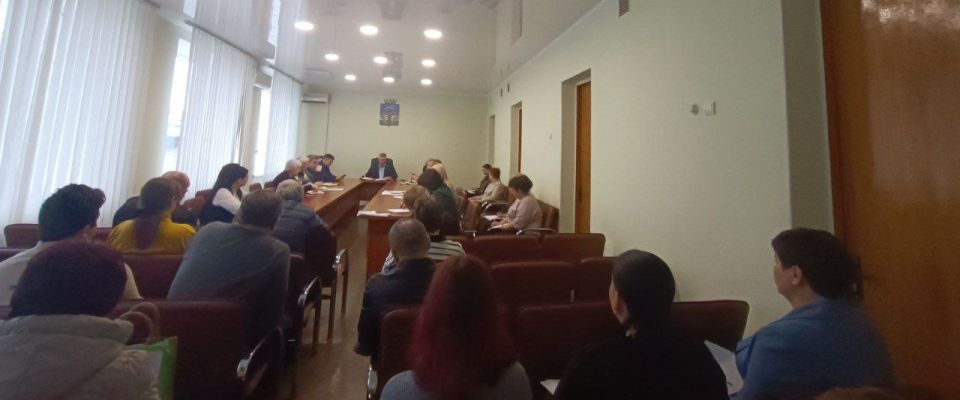 Сергей Юзвинкевич: Сегодня провёл расширенное аппаратное совещание с начальниками отделов и структурных подразделений Администрации Володарского МО, руководителями предприятий, территориальных подразделений министерств и... Сергей Юзвинкевич: Сегодня провёл расширенное аппаратное совещание с начальниками отделов и структурных подразделений Администрации Володарского МО, руководителями предприятий, территориальных подразделений министерств и...