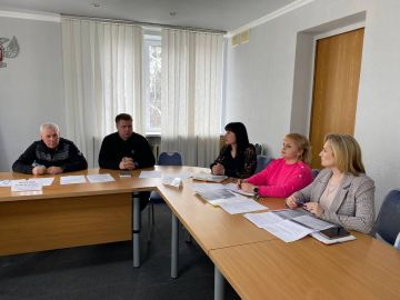 ������� ����������: ������ ��������� ����� �� �������� ��������������� � ������� ������ ��� ��� ���� �. ��������� ������� ����������, ������������ ������������� � ����������