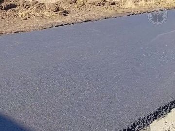 В ходе пробной укладки специалисты Дорожной лаборатории подтвердили соответствие требованиям ГОСТа отобранных вырубок на участке автомобильной дороги 21Н-055 Григоровка – Агрономичное