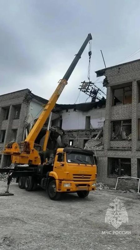 В результате ночной атаки БПЛА было повреждено почтовое отделение В результате ночной атаки БПЛА было повреждено почтовое отделение