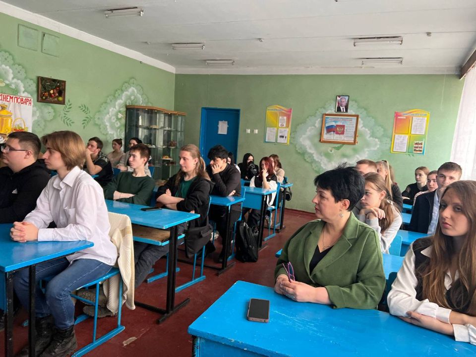 Соглашение с Донецким техникумом сферы услуг — подписано Соглашение с Донецким техникумом сферы услуг — подписано