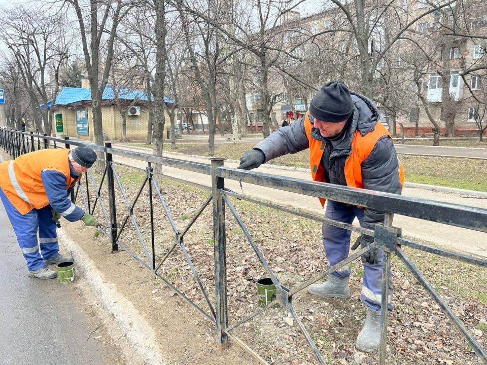 О работах МУП «Простор». Муниципальное унитарное предприятие «Простор» ежедневно выполняет все необходимые работы по содержанию городских улиц О работах МУП «Простор». Муниципальное унитарное предприятие «Простор» ежедневно выполняет все необходимые работы по содержанию городских улиц