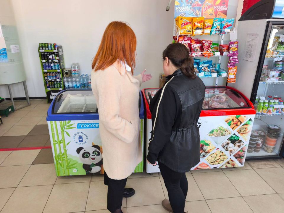 Совместный рейд Народного контроля: качество обслуживания и соблюдение санитарных норм на контроле Совместный рейд Народного контроля: качество обслуживания и соблюдение санитарных норм на контроле