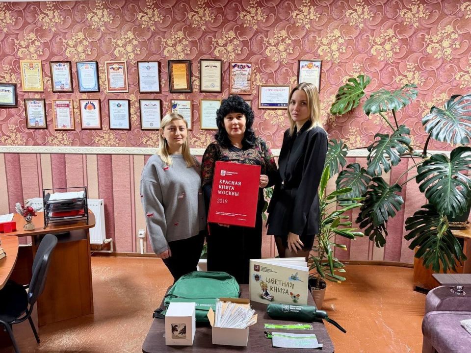 Цепочка добра. Наши #Доброслужащие не сидят сложа руки, а активно помогают тем, кто в этом нуждается! Сектор молодёжной политики отдела молодёжи, спорта и туризма Администрации Старобешевского муниципального округа Донецкой... Цепочка добра. Наши #Доброслужащие не сидят сложа руки, а активно помогают тем, кто в этом нуждается! Сектор молодёжной политики отдела молодёжи, спорта и туризма Администрации Старобешевского муниципального округа Донецкой...