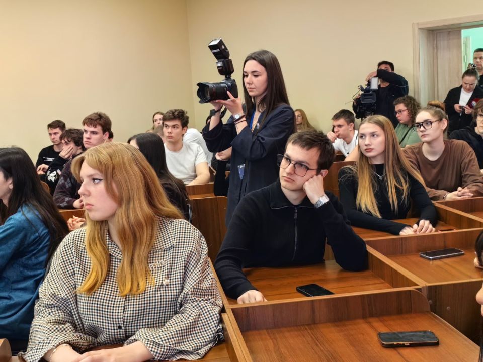 Россотрудничество строит мосты дружбы Россотрудничество строит мосты дружбы
