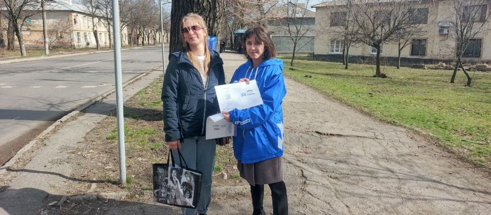 Сегодня, 19 марта 2026 года, в рамках проекта "Управдом", реализуемого Единой Россией, активисты района с целью популяризации Проекта вручили жителям Кировского района ознакомительные листовки по проекту "Управдом" для... Сегодня, 19 марта 2026 года, в рамках проекта "Управдом", реализуемого Единой Россией, активисты района с целью популяризации Проекта вручили жителям Кировского района ознакомительные листовки по проекту "Управдом" для...