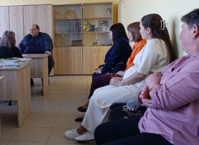 Начальник Раздольненского территориального отдела Валентин Носенко провел встречу в селе Раздольное