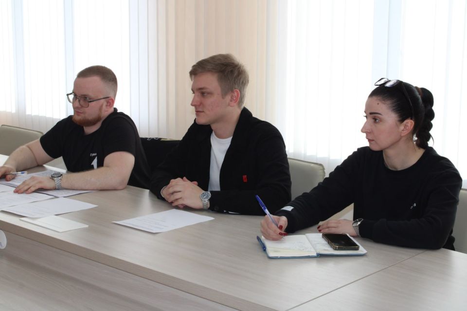 Иван Приходько: Принял участие в заседании Координационного совета по взаимодействию с местным отделением Общероссийского общественно-государственного движения детей и молодежи «Движение Первых» в городском округе Горловка Иван Приходько: Принял участие в заседании Координационного совета по взаимодействию с местным отделением Общероссийского общественно-государственного движения детей и молодежи «Движение Первых» в городском округе Горловка