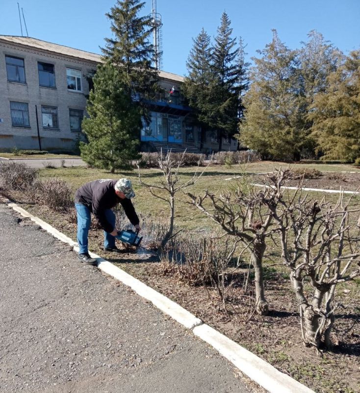 Продолжаем добрую традицию и выполняем поручение Главы ДНР Дениса Владимировича Пушилина Продолжаем добрую традицию и выполняем поручение Главы ДНР Дениса Владимировича Пушилина