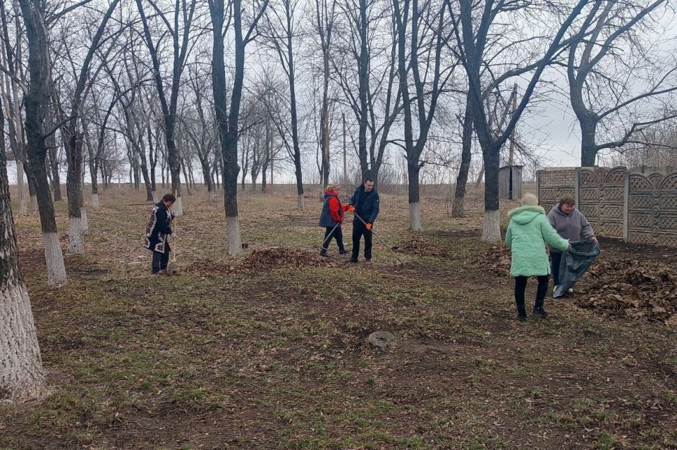 Продолжаем добрую традицию и выполняем поручение Главы ДНР Дениса Владимировича Пушилина Продолжаем добрую традицию и выполняем поручение Главы ДНР Дениса Владимировича Пушилина