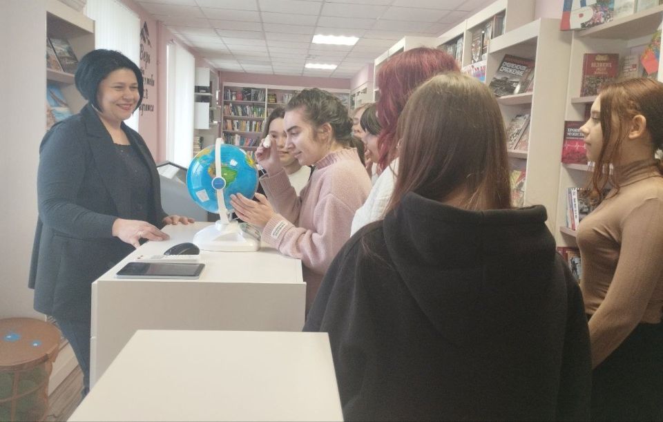 Путешествие в мир знаний: юные читатели в модельной библиотеке Путешествие в мир знаний: юные читатели в модельной библиотеке