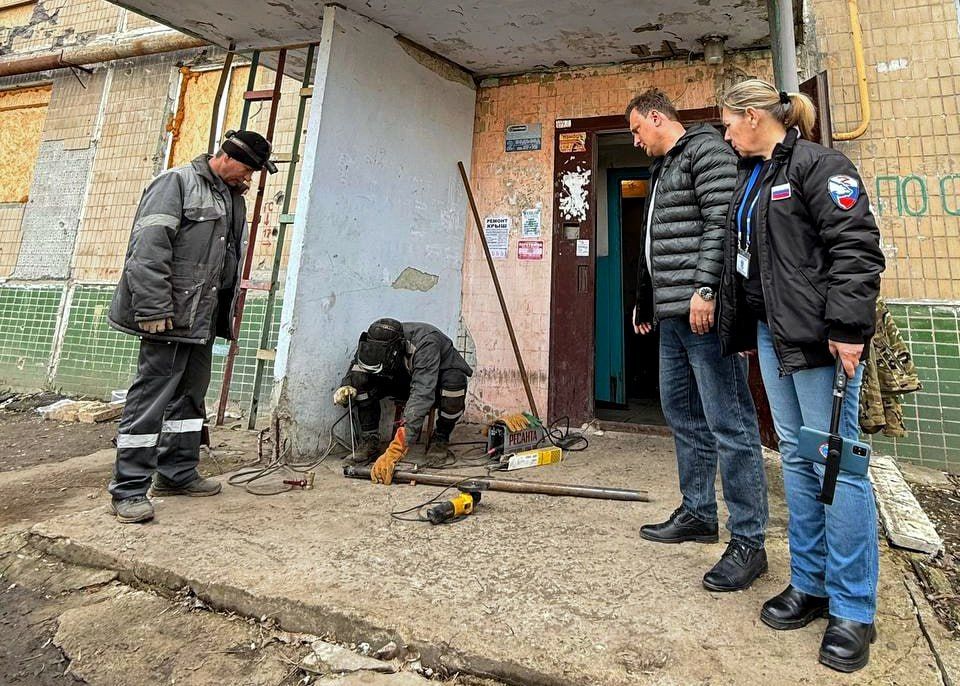 Иван Адамец: В Куйбышевском районе прошел рейд в сфере ЖКХ, организованный в рамках партийного проекта Единой России — «Управдом» и проекта «Народный контроль» Иван Адамец: В Куйбышевском районе прошел рейд в сфере ЖКХ, организованный в рамках партийного проекта Единой России — «Управдом» и проекта «Народный контроль»