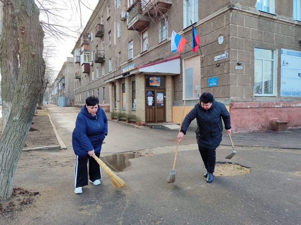 Иван Приходько: В Центрально-Городском районе Горловки продолжается реализация партийного проекта «Городская среда» Иван Приходько: В Центрально-Городском районе Горловки продолжается реализация партийного проекта «Городская среда»