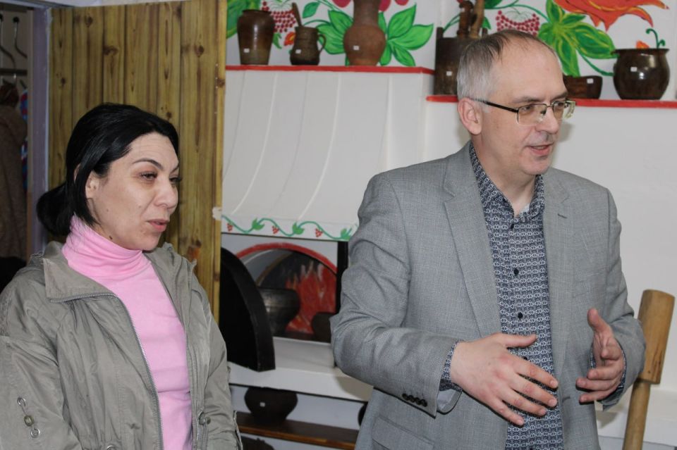 Роман Конев: 19 марта 2026 года депутаты Горловского городского совета от фракции «Единая Россия» – Светлана Евсеенко, Нелля Якуненко, Инает Розводова – провели встречи с жителями города Роман Конев: 19 марта 2026 года депутаты Горловского городского совета от фракции «Единая Россия» – Светлана Евсеенко, Нелля Якуненко, Инает Розводова – провели встречи с жителями города