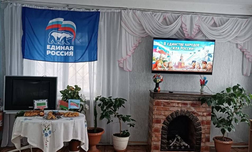 Сегодня, 18 марта при поддержке «Совета женщин города Макеевки» Регионального отделения «Союз женщин России» Донецкой Народной Республики в «Центре социального обслуживания населения Советского района города Макеевки» прошел... Сегодня, 18 марта при поддержке «Совета женщин города Макеевки» Регионального отделения «Союз женщин России» Донецкой Народной Республики в «Центре социального обслуживания населения Советского района города Макеевки» прошел...
