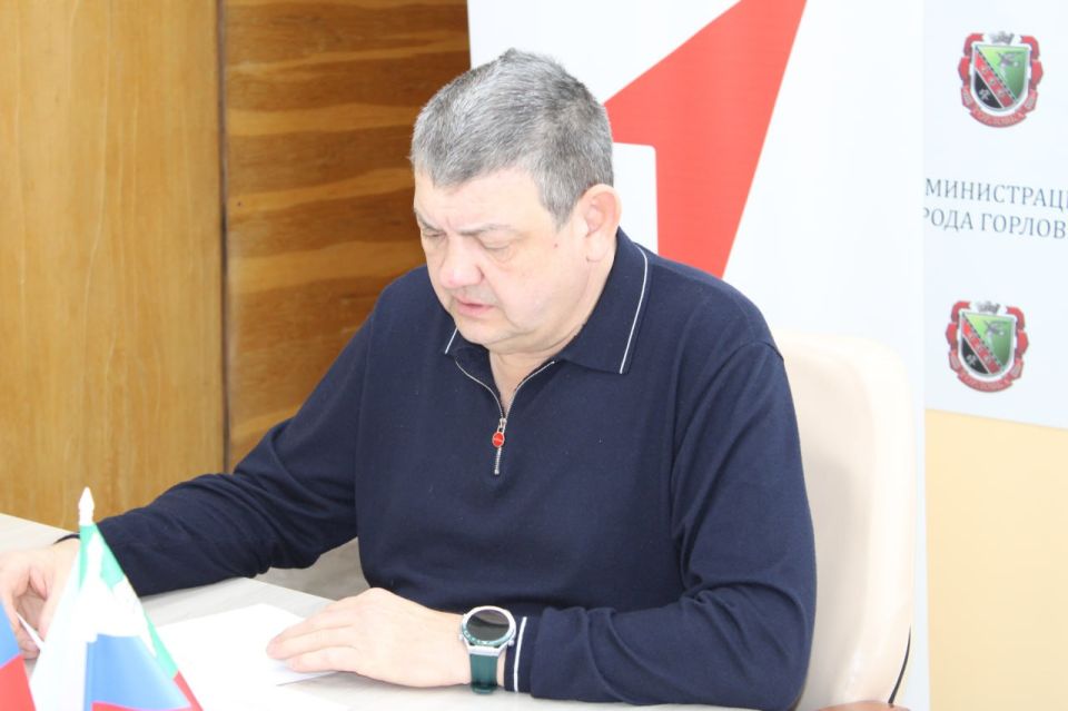 Иван Приходько: Принял участие в заседании Координационного совета по взаимодействию с местным отделением Общероссийского общественно-государственного движения детей и молодежи «Движение Первых» в городском округе Горловка Иван Приходько: Принял участие в заседании Координационного совета по взаимодействию с местным отделением Общероссийского общественно-государственного движения детей и молодежи «Движение Первых» в городском округе Горловка