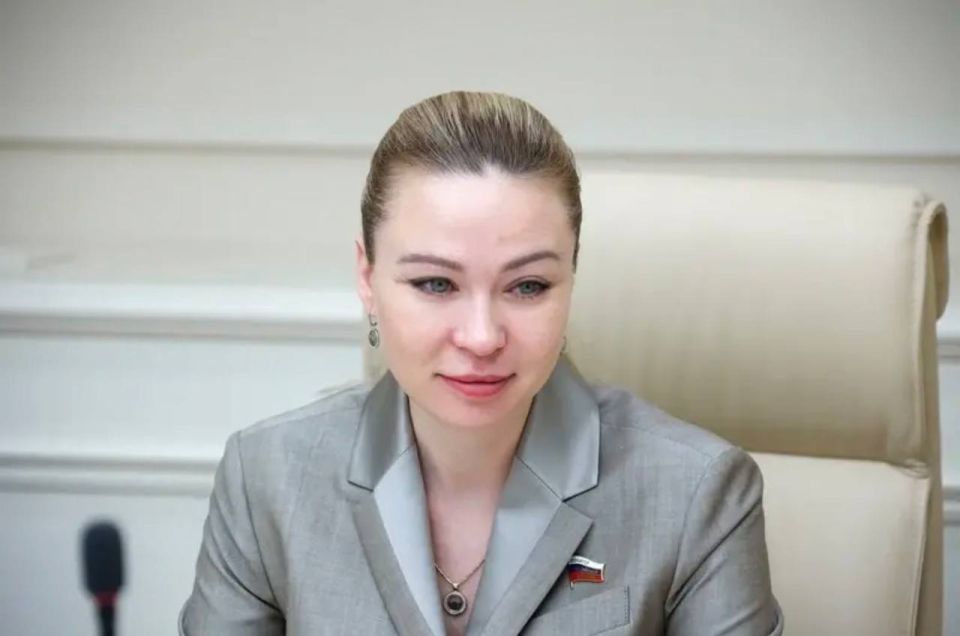 Наталья Никонорова: Сегодня в Совете Федерации принимала гостей — представителей Наталья Никонорова: Сегодня в Совете Федерации принимала гостей — представителей