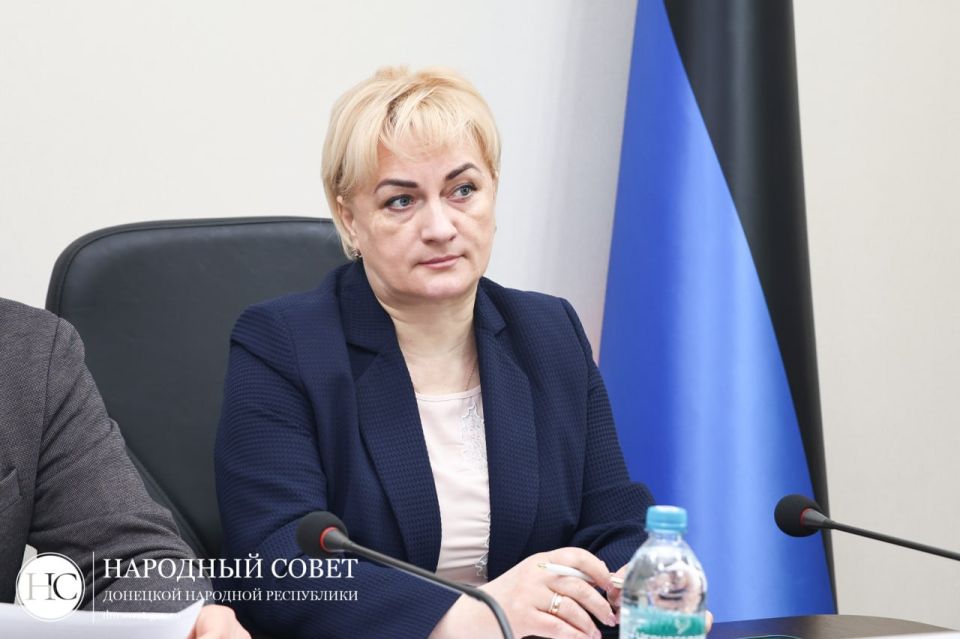Сергей Ярош и Юлия Крюкова приняли участие в межрегиональной конференции по организации социального питания Сергей Ярош и Юлия Крюкова приняли участие в межрегиональной конференции по организации социального питания
